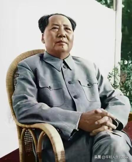 永远怀念伟大领袖毛泽东主席[祈祷]毛主席永远活在人民心中[祈祷][祈祷]永远缅怀