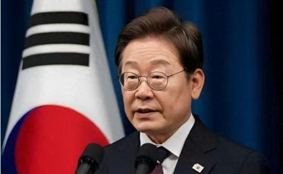 李在明可能是韩国历史上最厉害的总统之一，因为他亲手终结了韩总统的“心腹大患”——