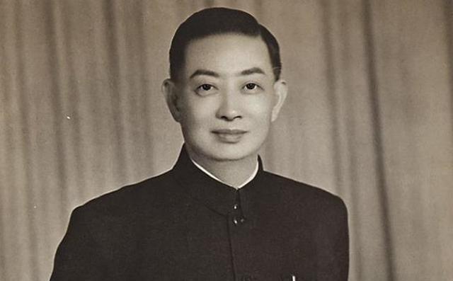 1921年，梅兰芳的一对儿女，先后因麻疹去世，妻子王明华伤心欲绝，不料梅兰芳却说