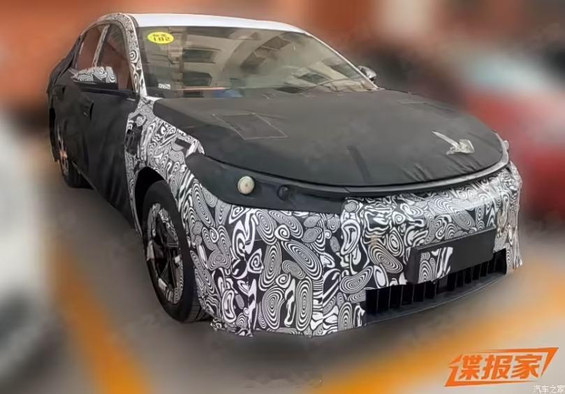 吉利银河 A7 纯电动版谍照曝光，8.18 万元起，这个颜值确实还行呀 