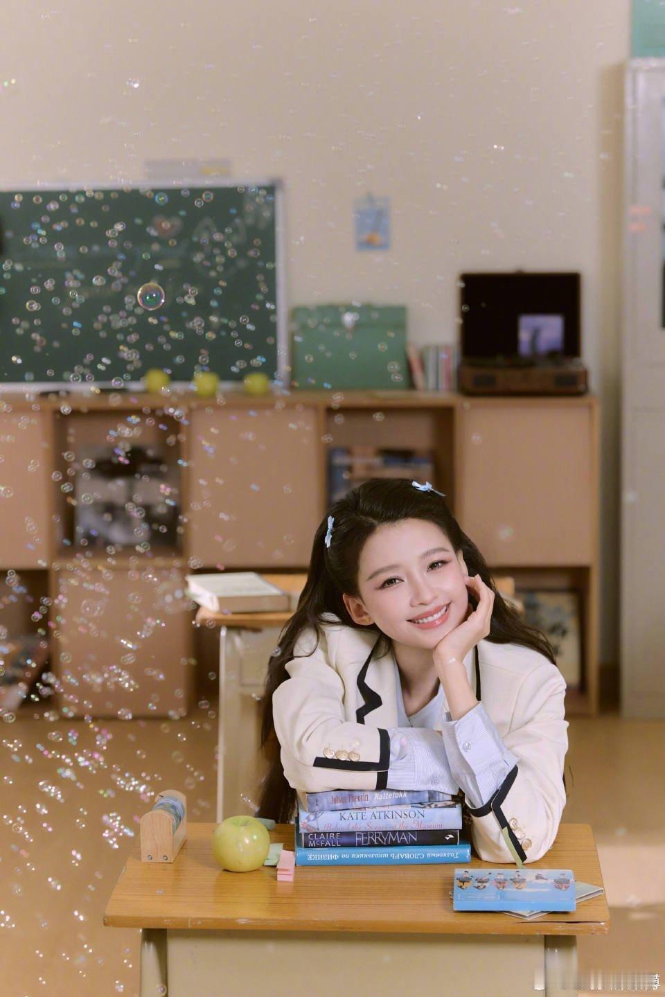 孙怡 爱与不爱很明显 可可爱爱没有心眼，喜欢和不喜欢分得清清楚楚，简单直白的小公