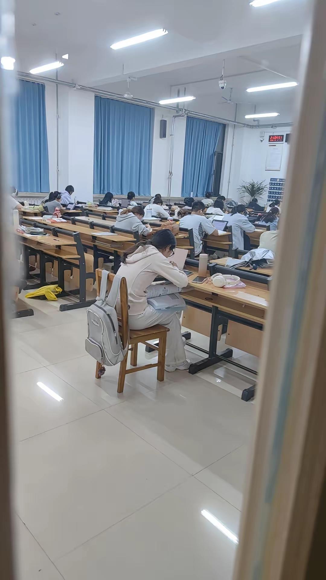 五道口职业学院的假期，
仍然这样忙吗？