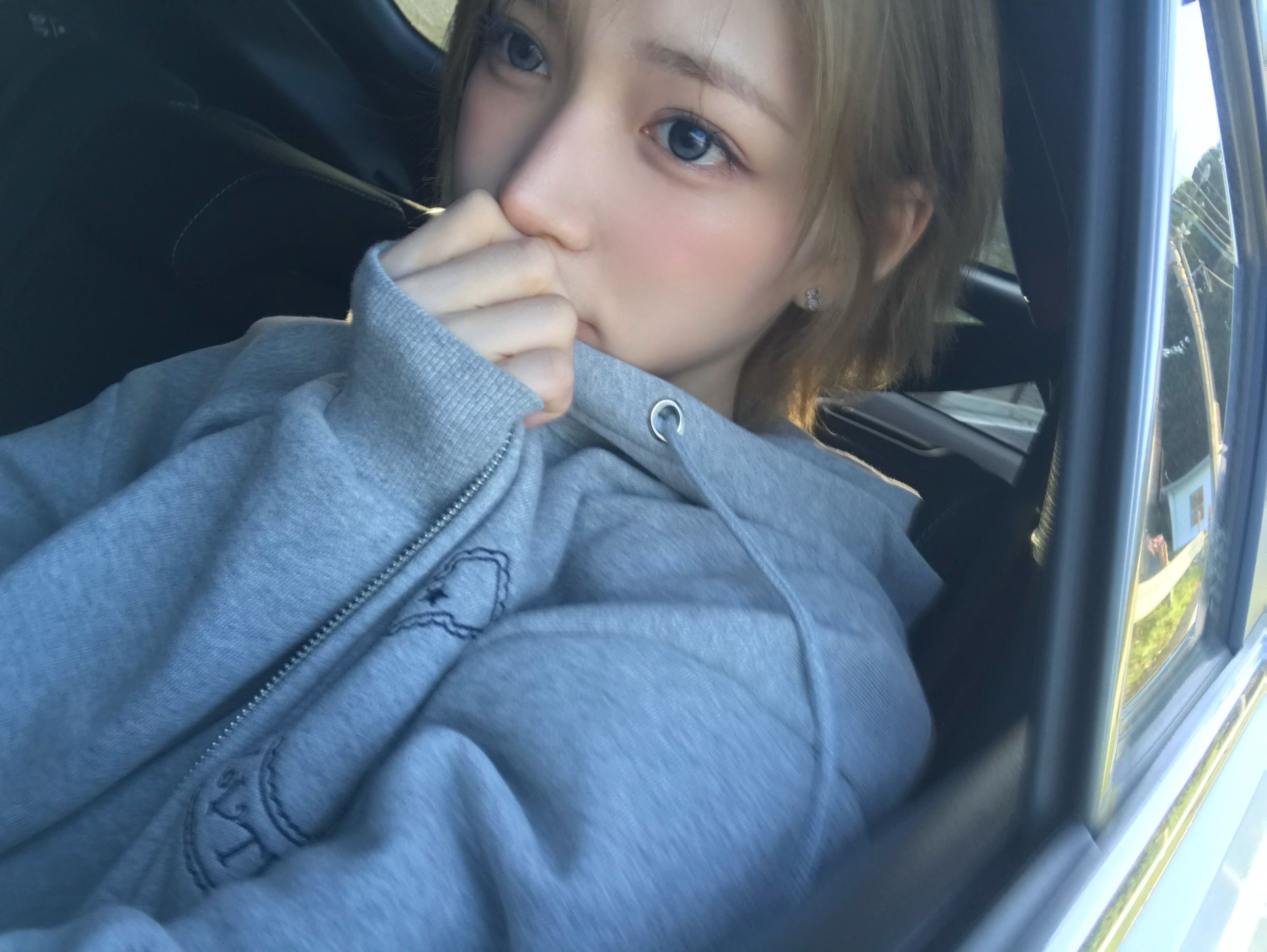 260421 KiiiKiii JIYU徐知裕 