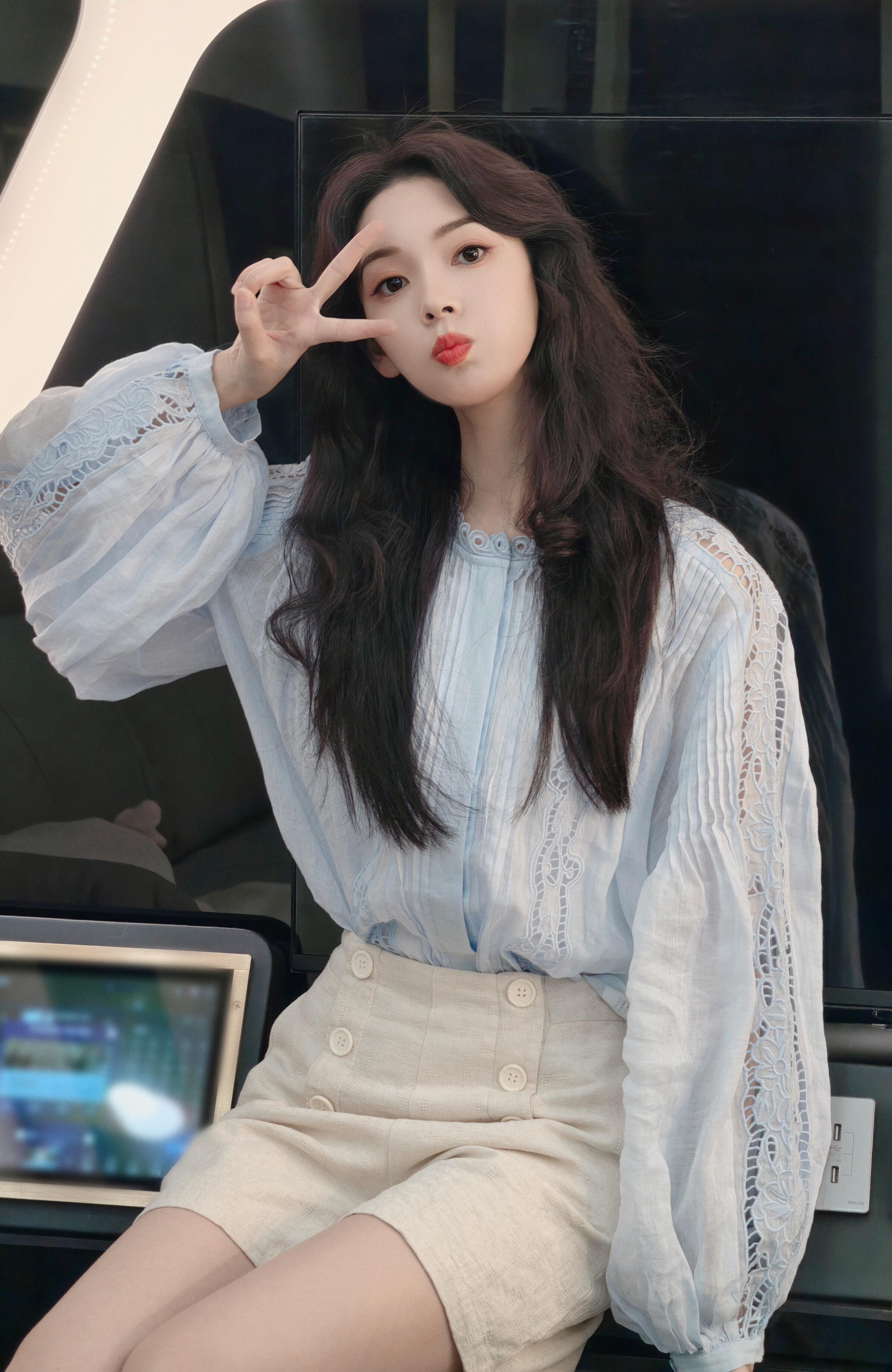 陈瑶蓝色系look💙 ​​​