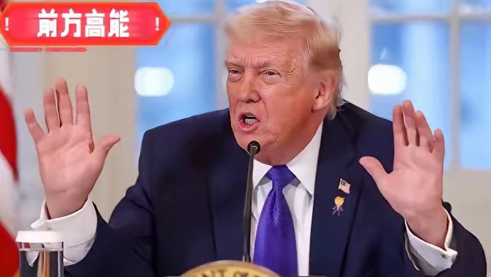 就在刚刚，特朗普在空军一号上谈到中国。

记者问他中国是不是偷了美国东西。他来一