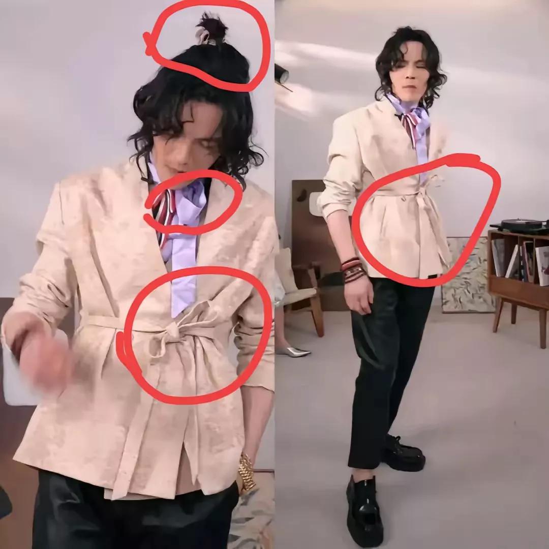 网友喊话向佐
晓华老师等你等的黄瓜菜都凉了，
这是忽悠人吗？
现在晓华老师的热度