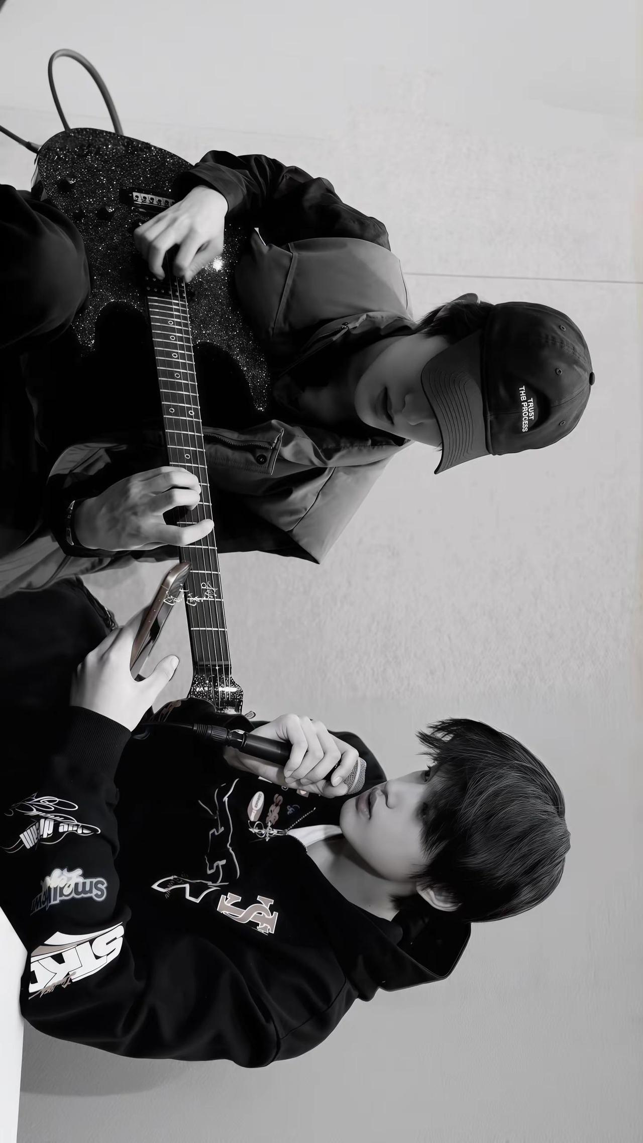 我猜这是双人舞台的练习吧