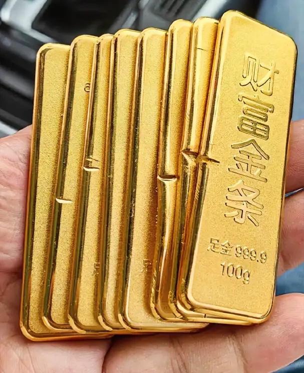 今天黄金又上涨了
国内金价每克954元
根据数据显示
长期看涨

如果你有稳定的