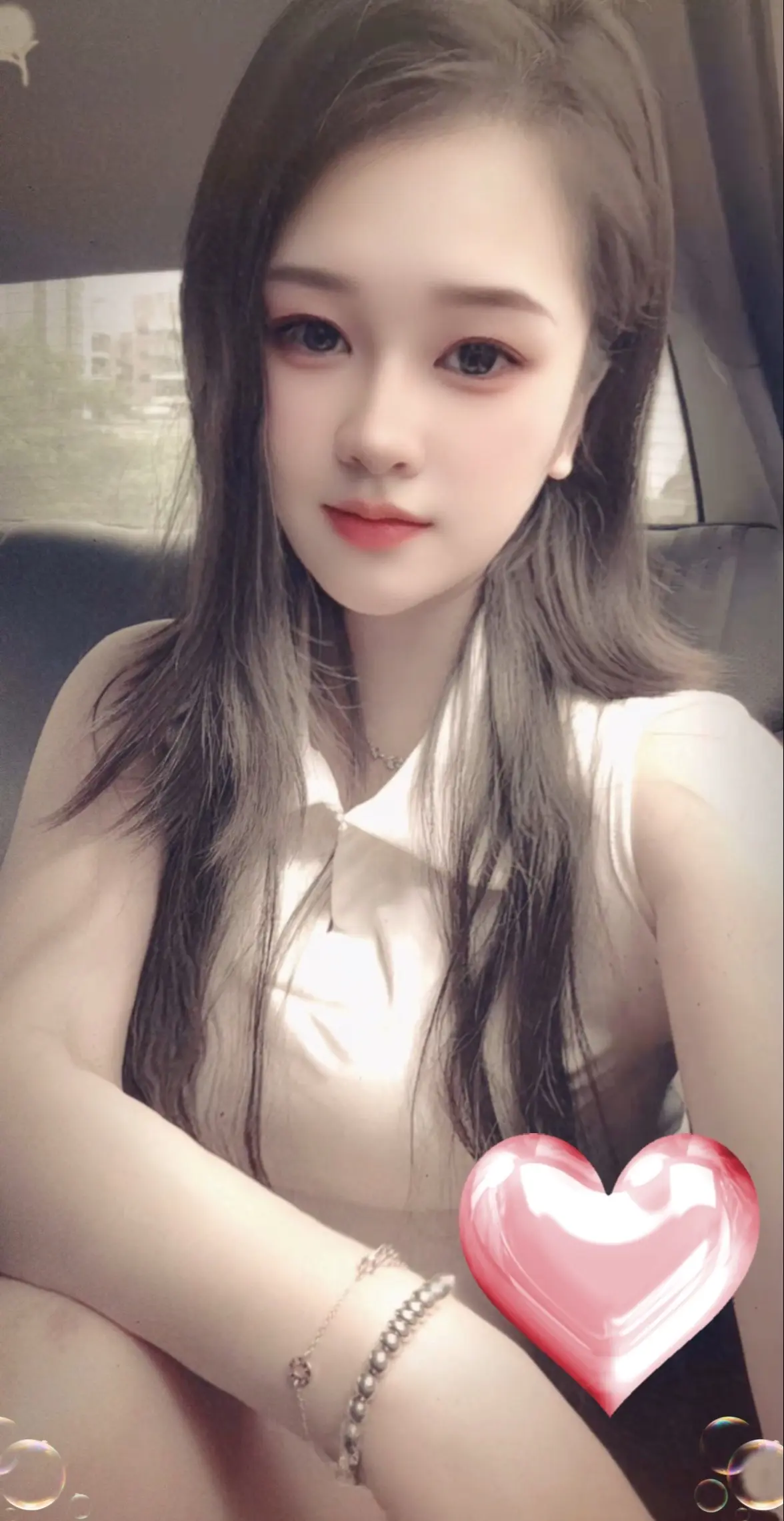 嘴在坚强，心在投降，真的没那么坚强、却一直在逞强
