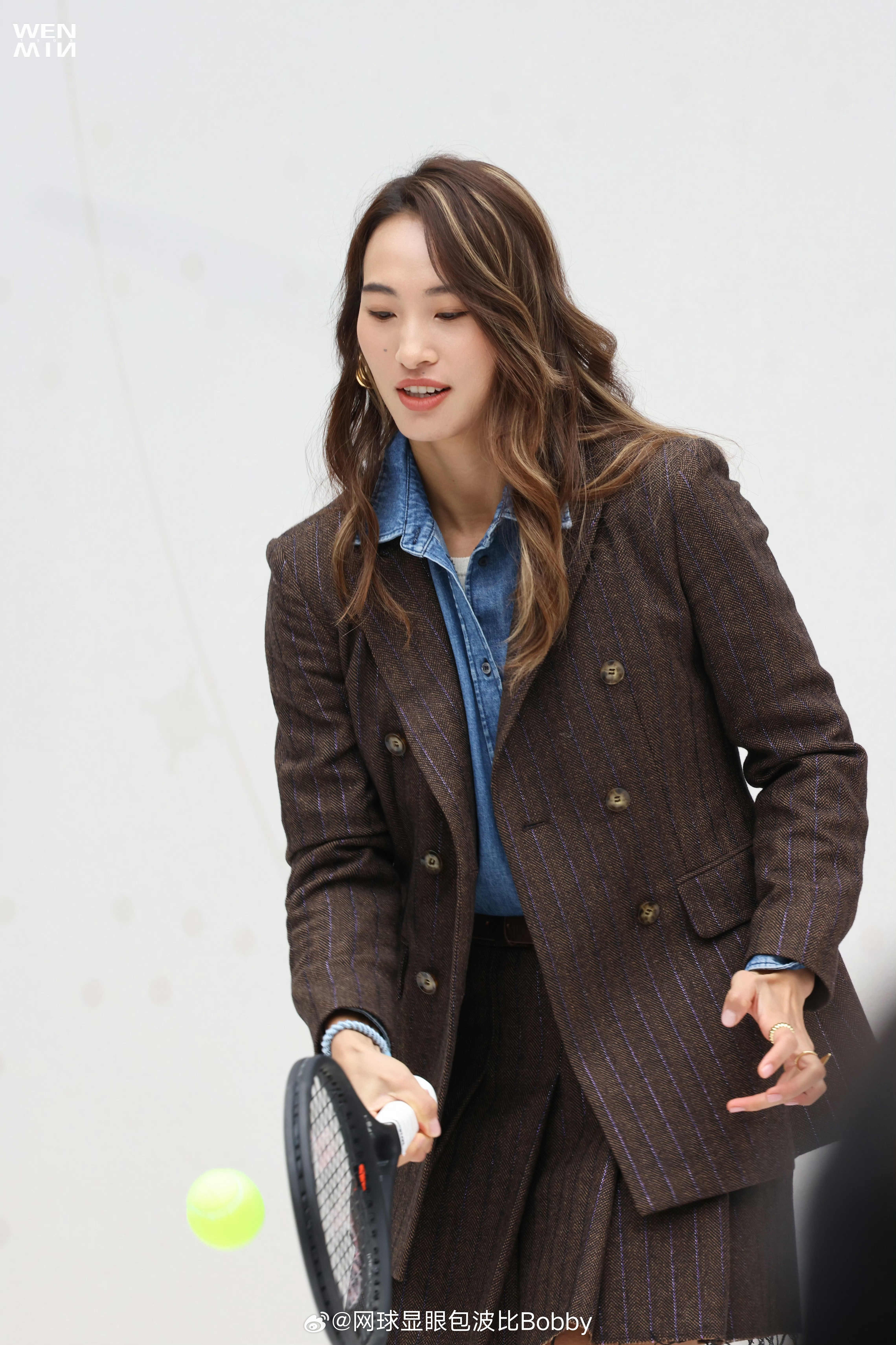 郑钦文2026马德里赛晋级之路：第一轮：轮空第二轮：克鲁格/肯宁第三轮：莱巴金娜