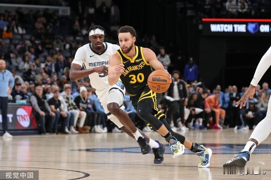 [NBA]库里26+8 灰熊主场胜勇士结束两连败
北京时间1月16日，NBA常规