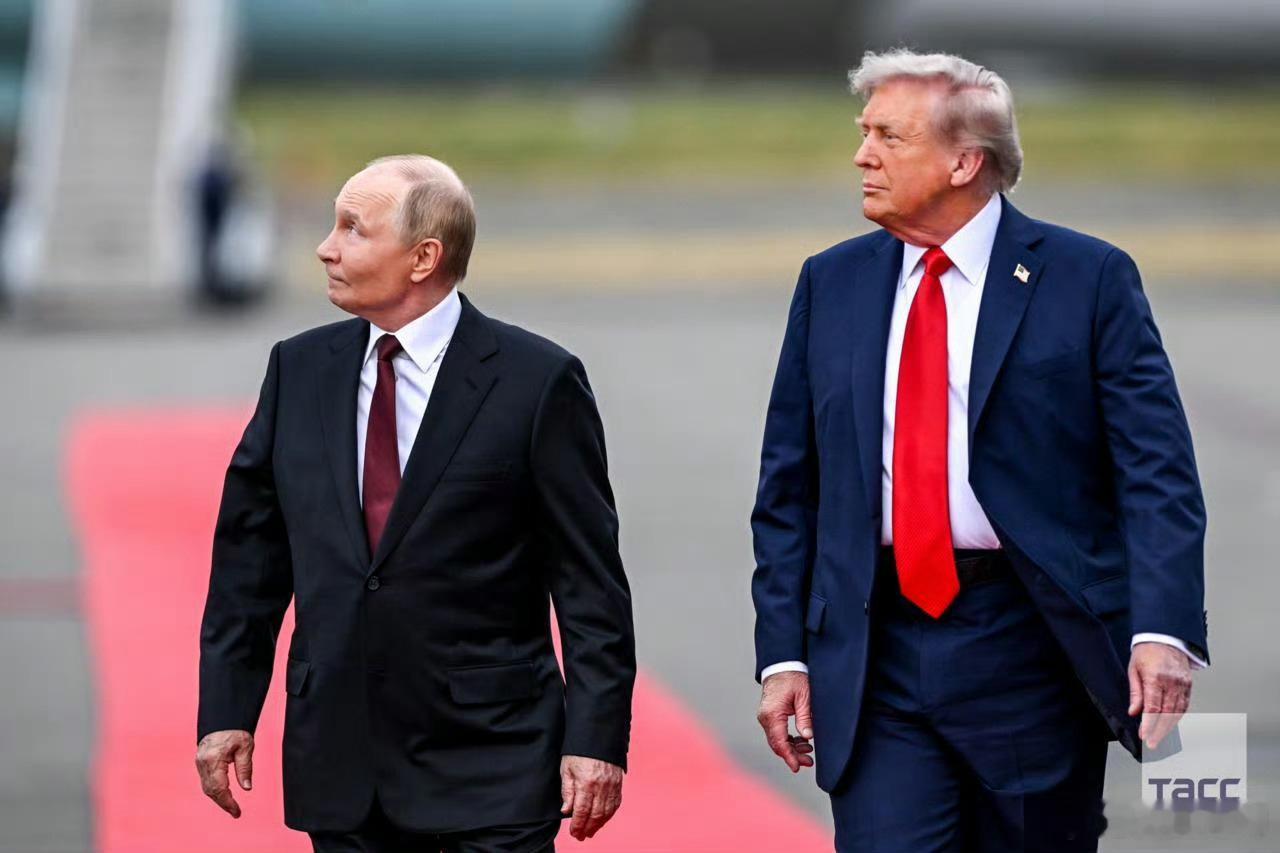 【美俄共识】俄罗斯此前说，当前中俄关系达到史上最好水平。现在美国也认为，中美关系