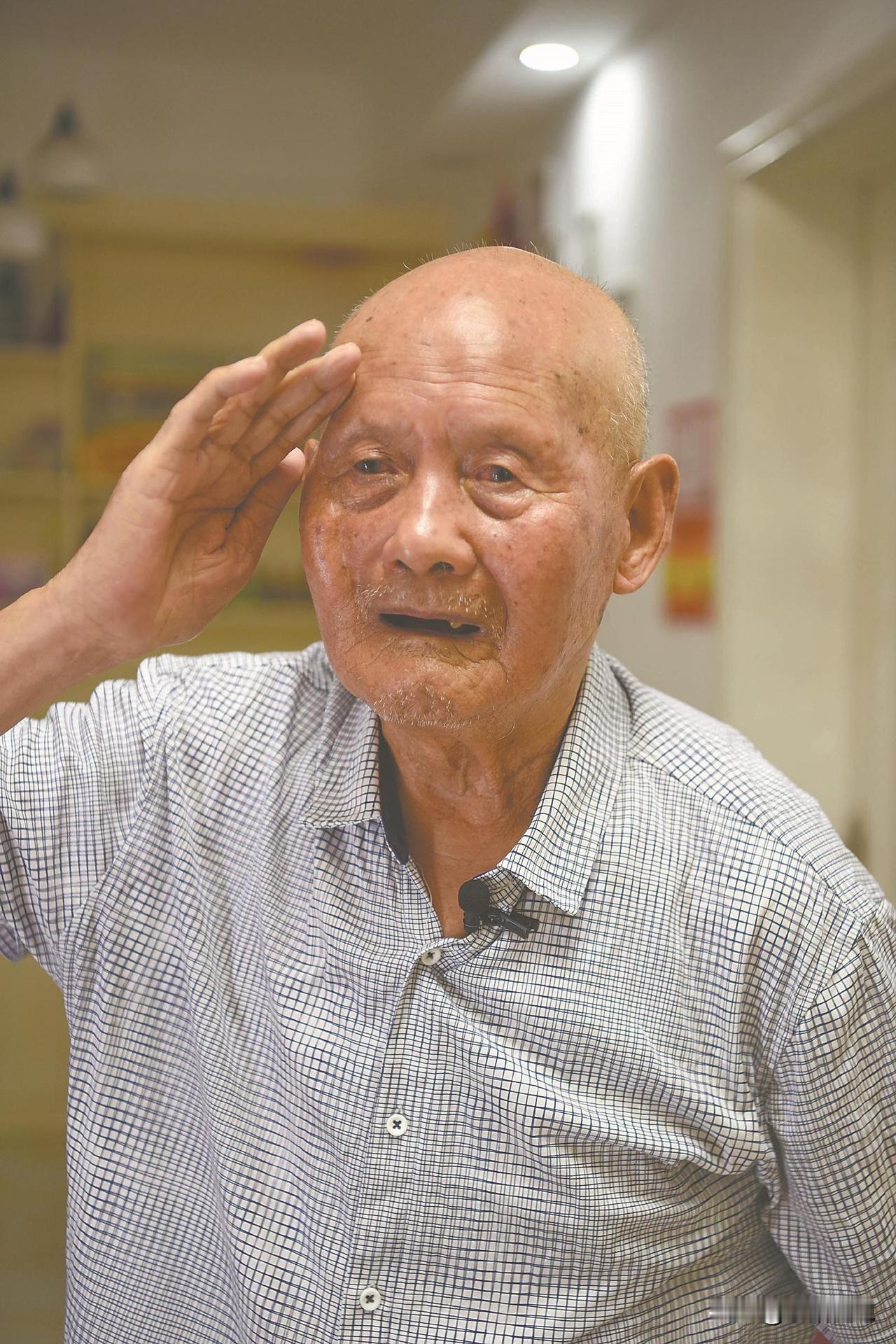 一身伤疤载三战，淡泊一生守初心！老兵汪宏昌九旬辞世，硝烟岁月永不湮灭
 
汪宏昌