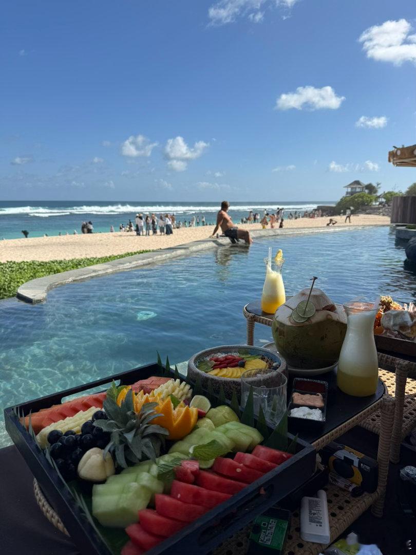 就这样躺一辈子 印度尼西亚·Umana Bali LXR Hotels & Re
