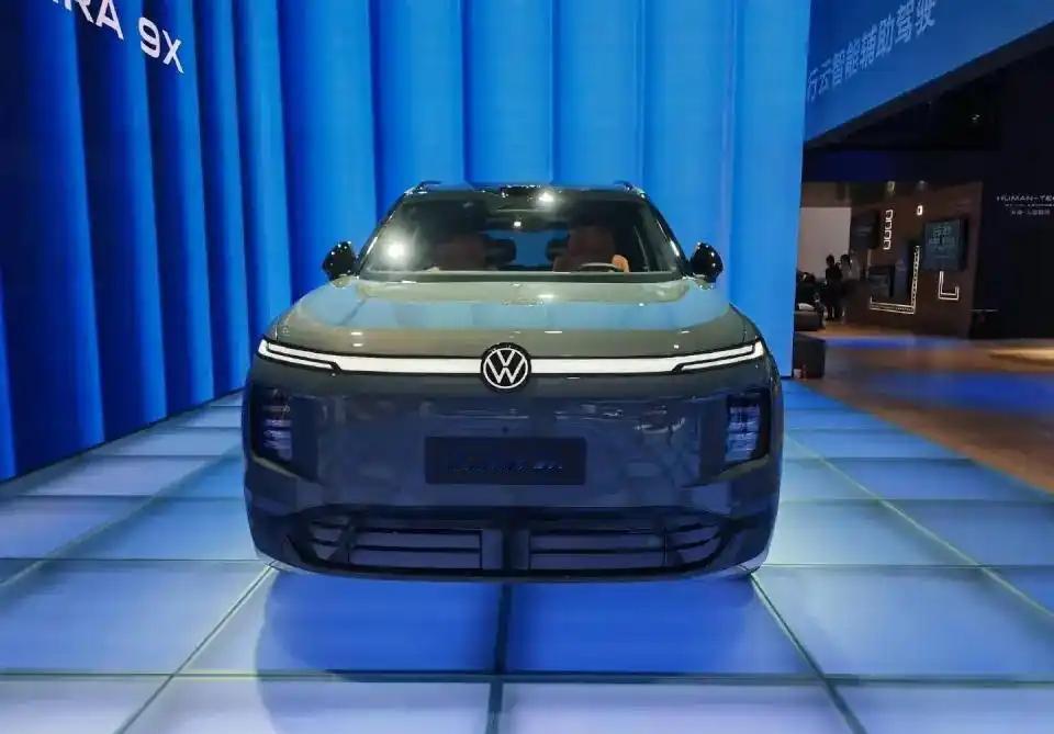 德系满级旗舰SUV亮相，上汽大众ID.ERA 9X燃爆北京车展

在2026北京