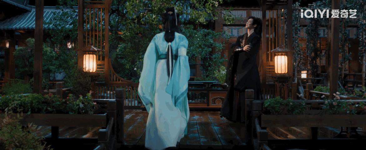 侯明昊侯明昊醉酒妆心动全在脸上谁懂啊，清醒时刻拼命端着架子装冷漠，一喝醉所有伪装