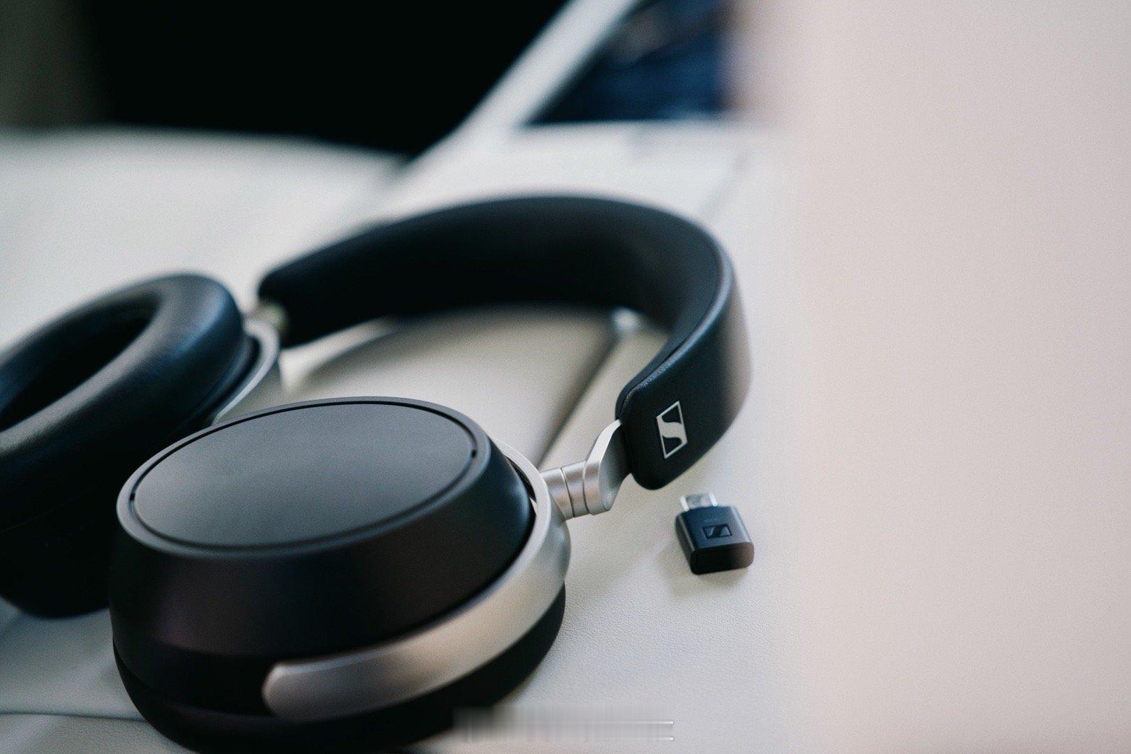 关于森海塞尔HDB630这只全新耳机，我一会儿发文跟大家好好聊聊[坏笑]耳机发烧