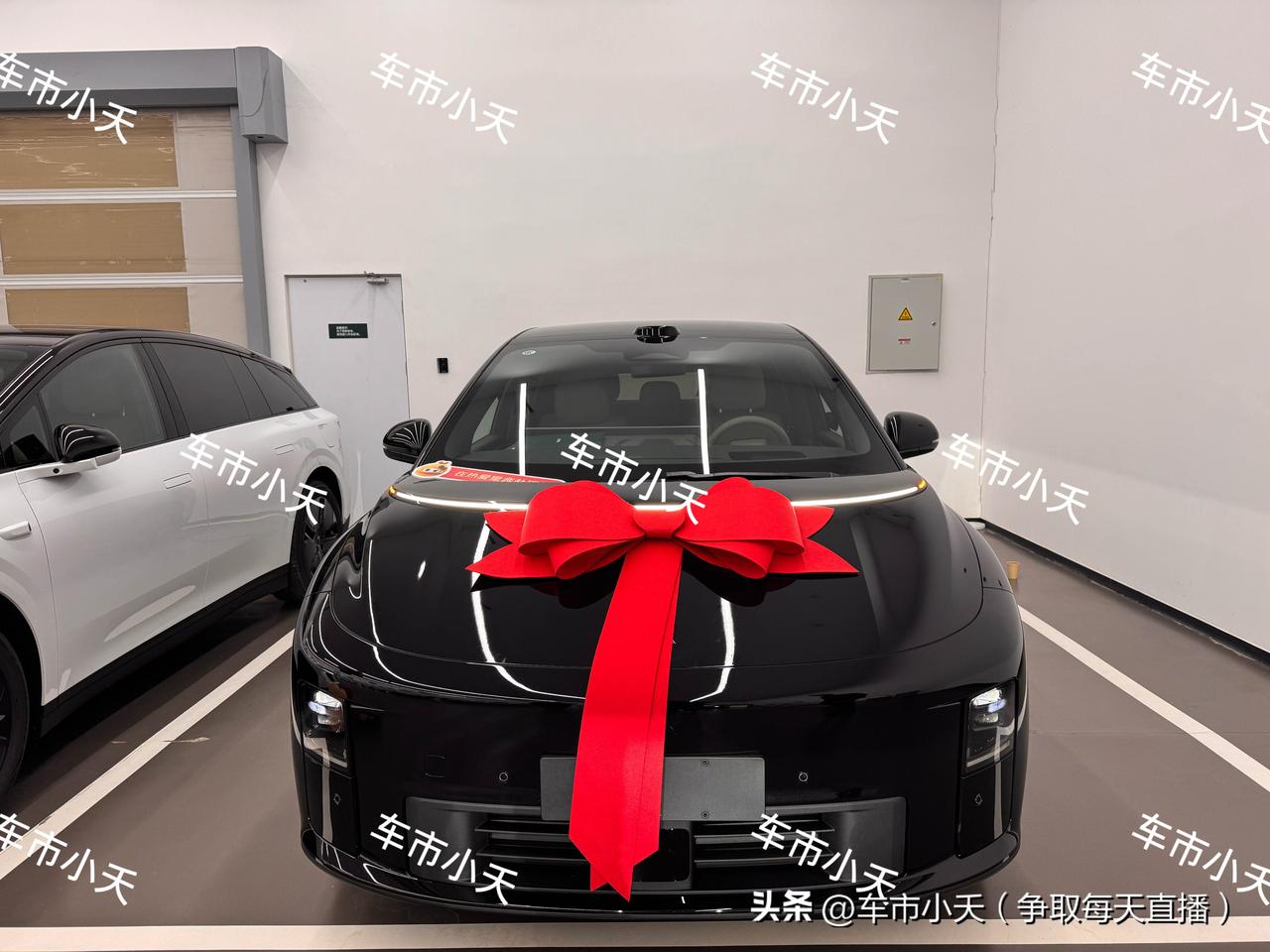 提车日记：理想i6提车

给江苏的小伙伴提了一辆理想i6，配置是2025款两驱标