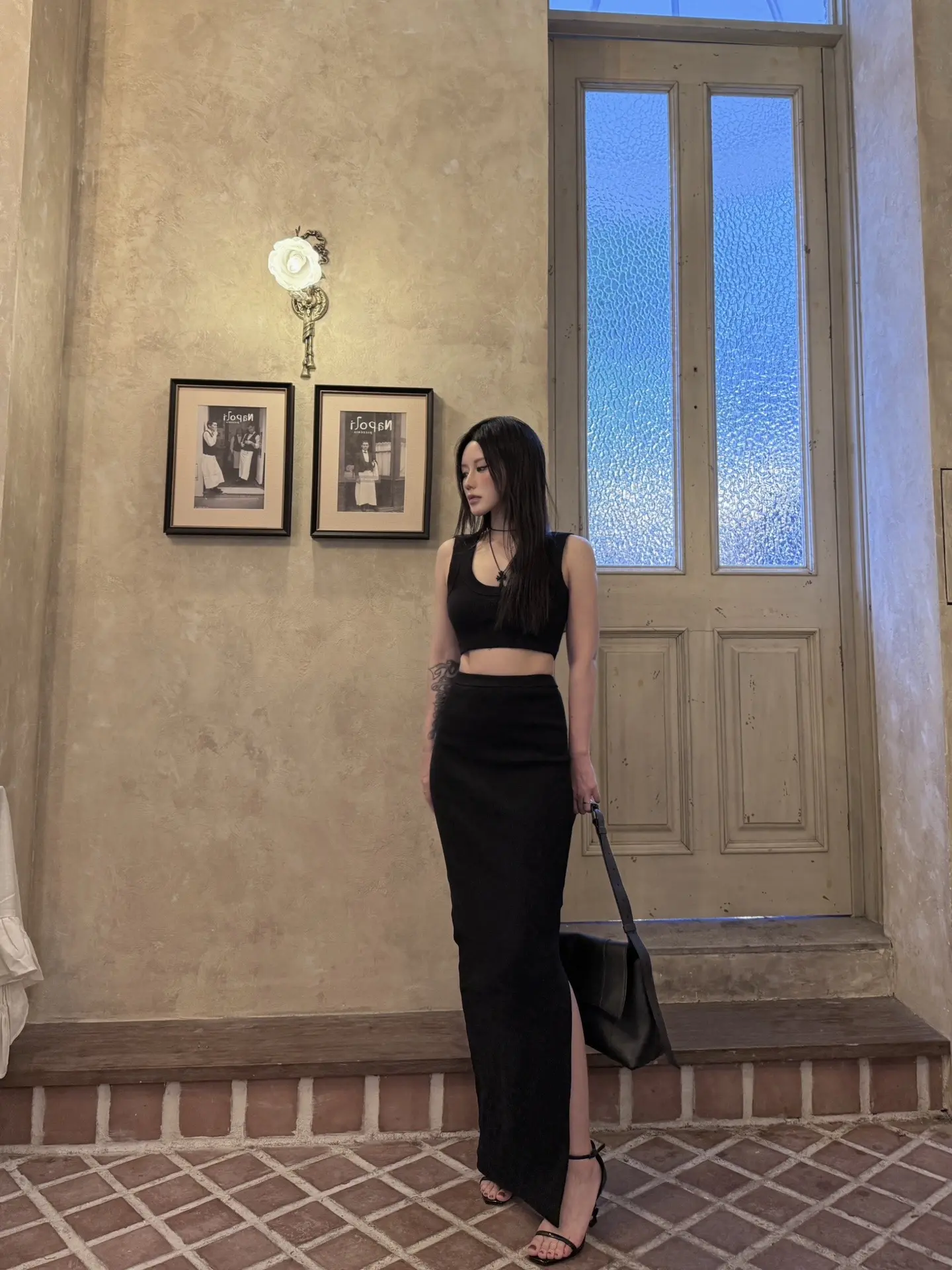 又是一身黑 （衣服：alexanderwang  高跟鞋：ysl  包...