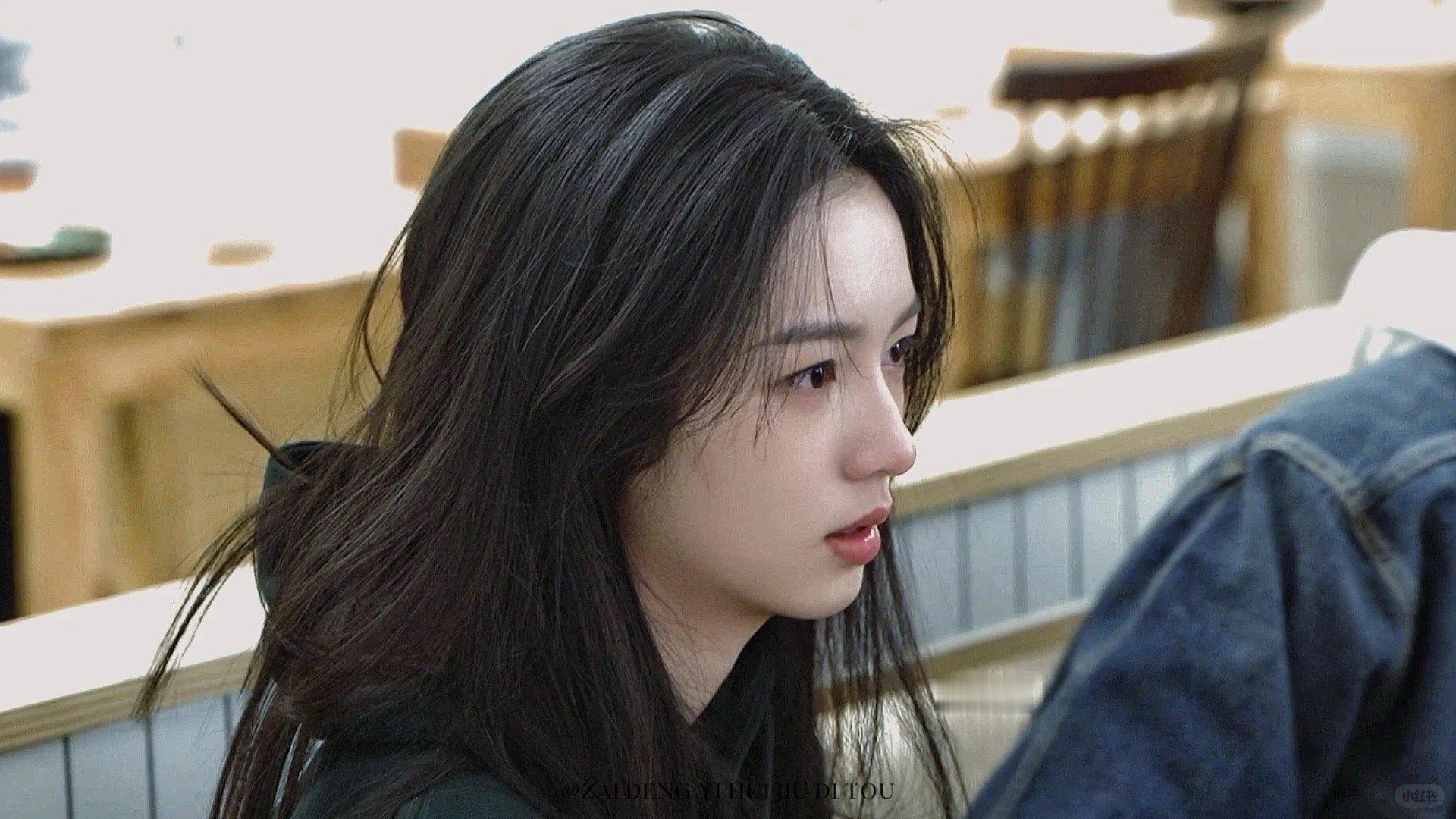 周也少年气少女气并存 内娱之光 ​​​