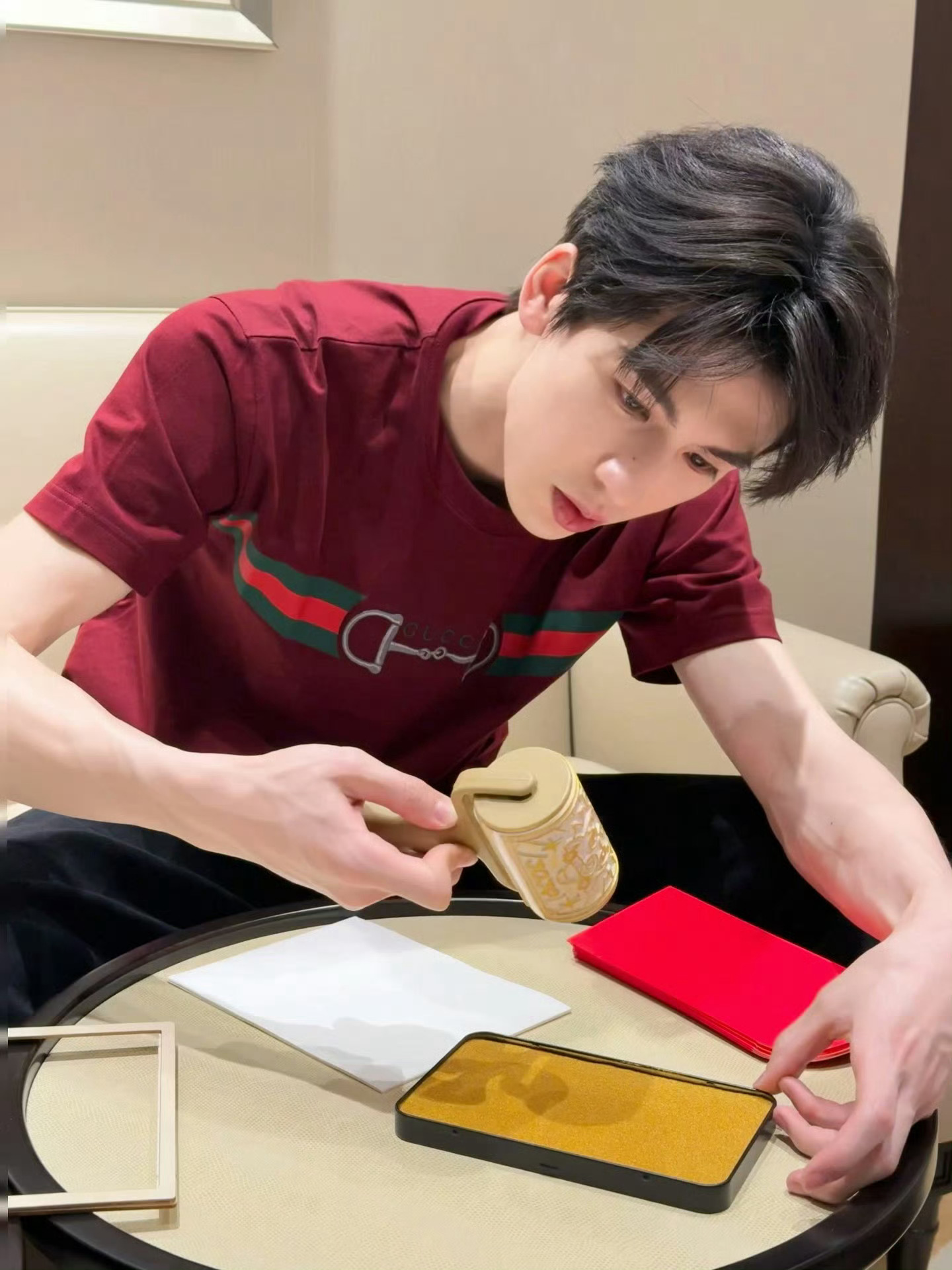 张凌赫✖️初五营业Live photo 🧧 