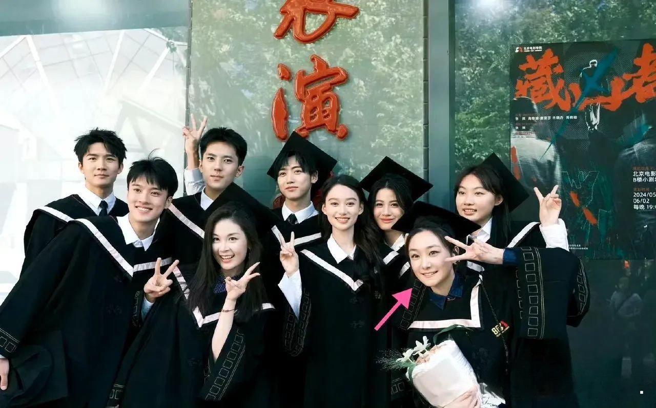 孙俪，冲上热搜！6月6日，演员孙俪突然冲上热搜，不过这一次不是因为她的老公邓超，