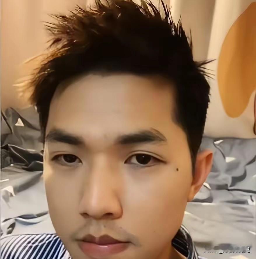 我要结束的不是生命，而是痛苦。"谢家振说，七十多岁的父母哭的撕心裂肺，可他顾不上