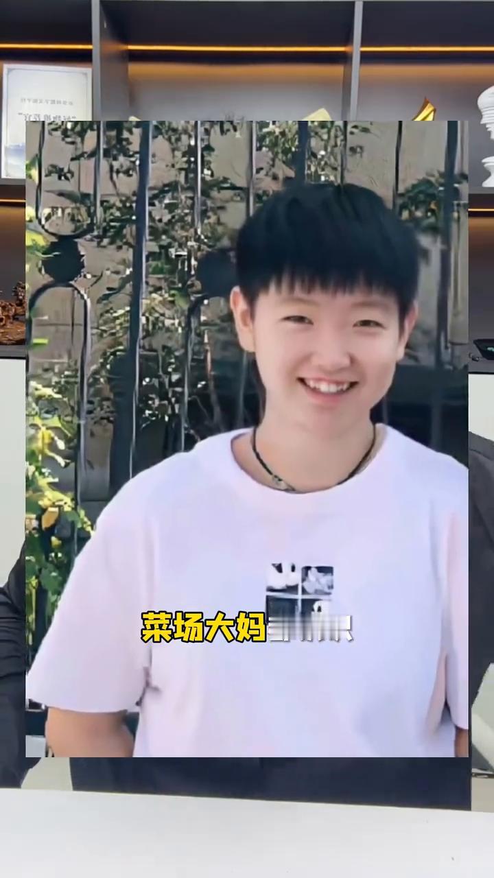 《莎啦啦》她坐的稳，不服来战。
孙颖莎。
所以一个打乒乓球的懂什么是生态首席吗？
