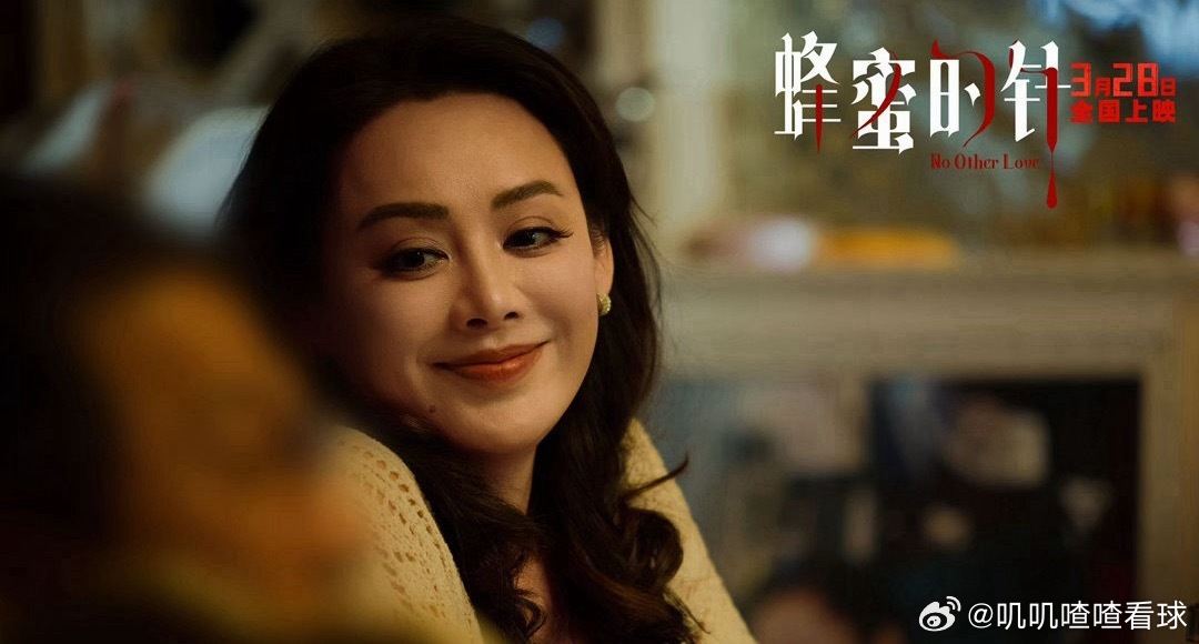 袁泉宁静交杯酒袁泉×宁静喝上交杯酒，戏里纠葛戏外圆满！上世纪艺人营业真的没在客气