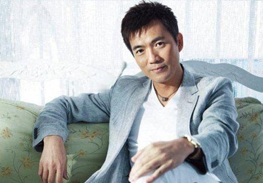 黄健翔预测三个东道主谁能走更远黄健翔认为三支东道主球队里，墨西哥最有希望走得更远