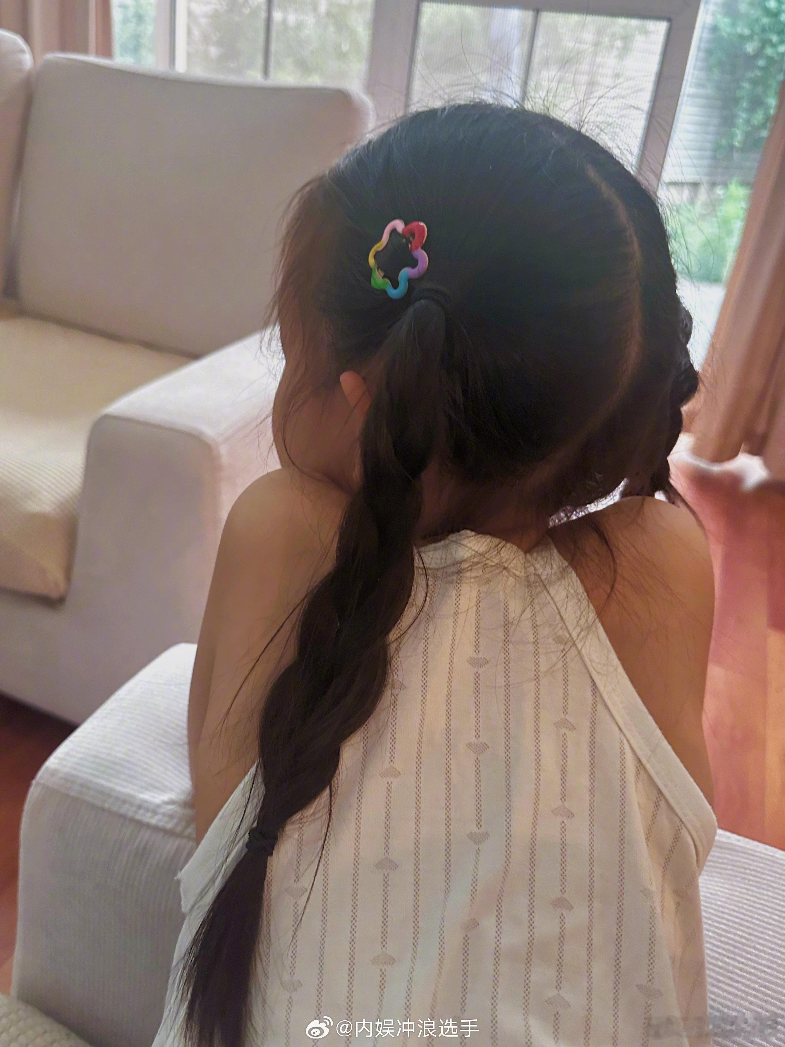 #孙怡女儿7岁近照##孙怡7岁女儿侧脸照#孙怡女儿7岁近照曝光 ​​​