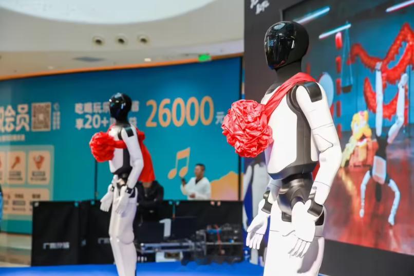 智元机器人远征 A3 完成首批交付，官方表示，远征 A3 现有订单已全部锁定，上