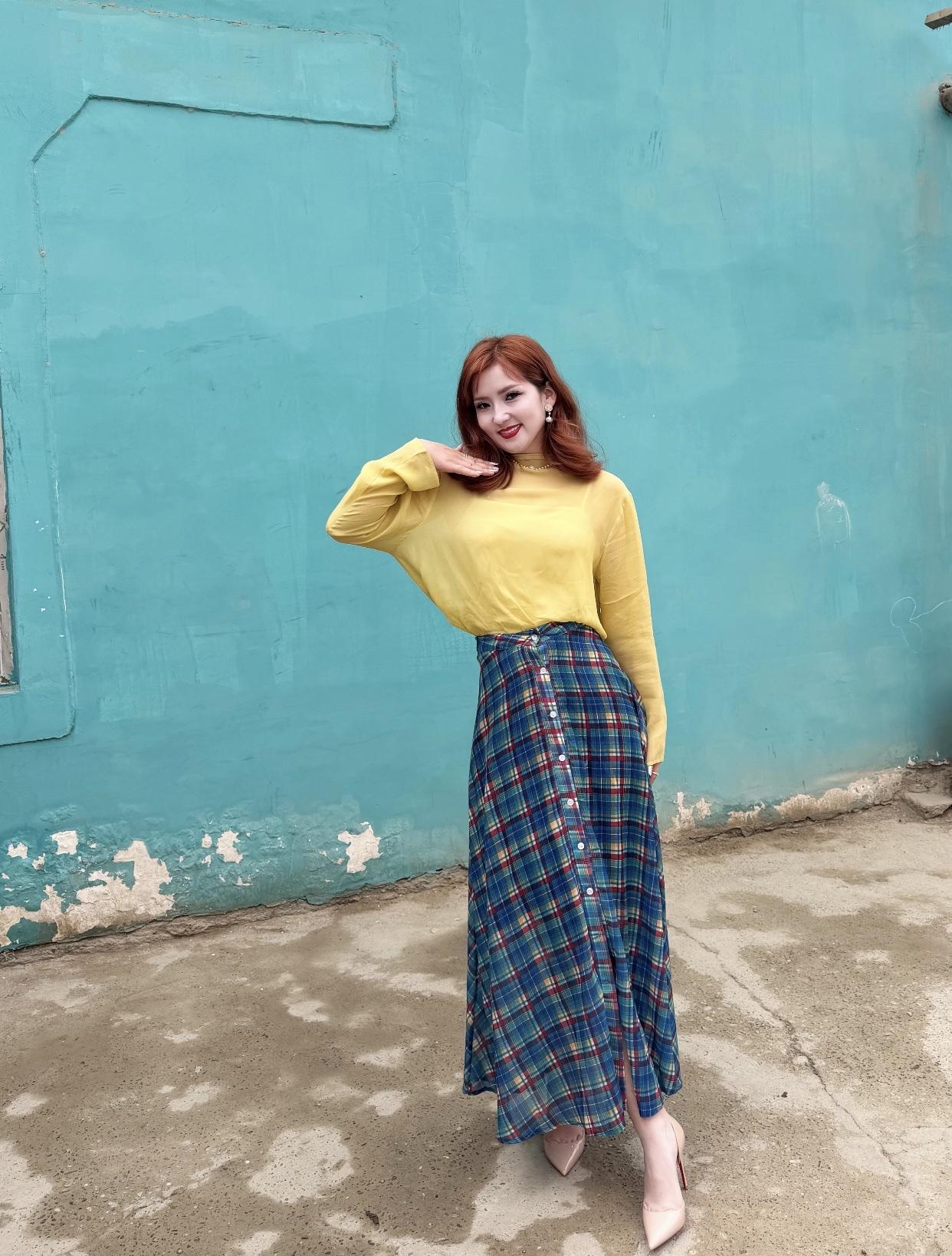 女生怎样穿衣才能真正称得上是精致衣服的材质很重要，优质材质更显质感。