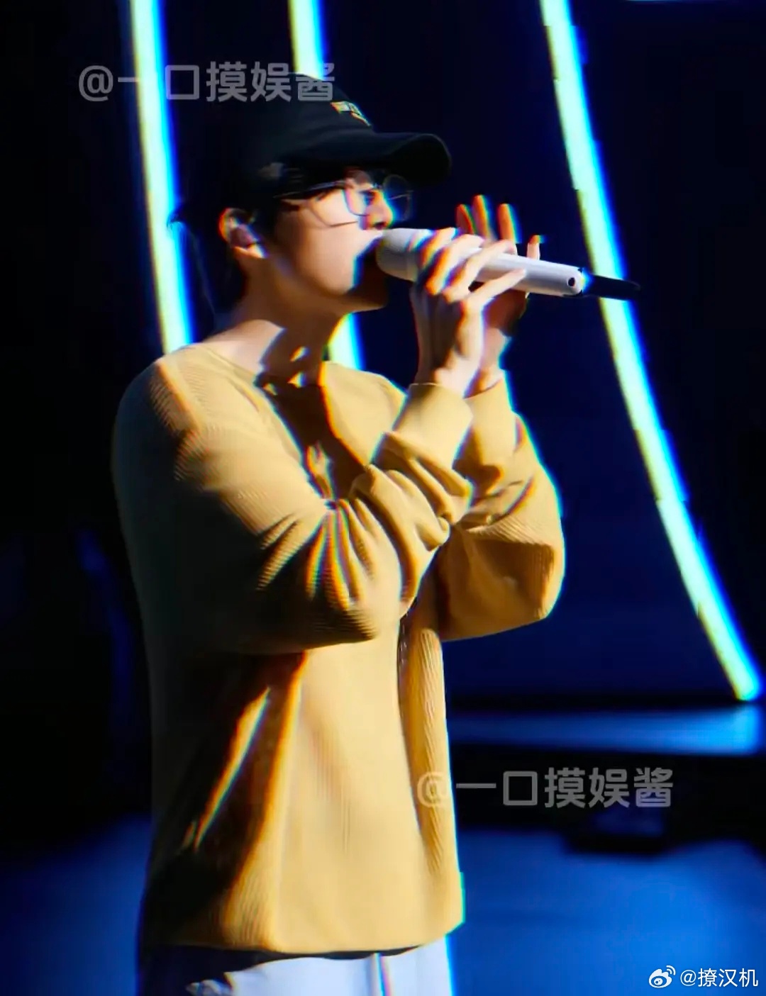 咪的天，灯光师的顶级福利。张新成