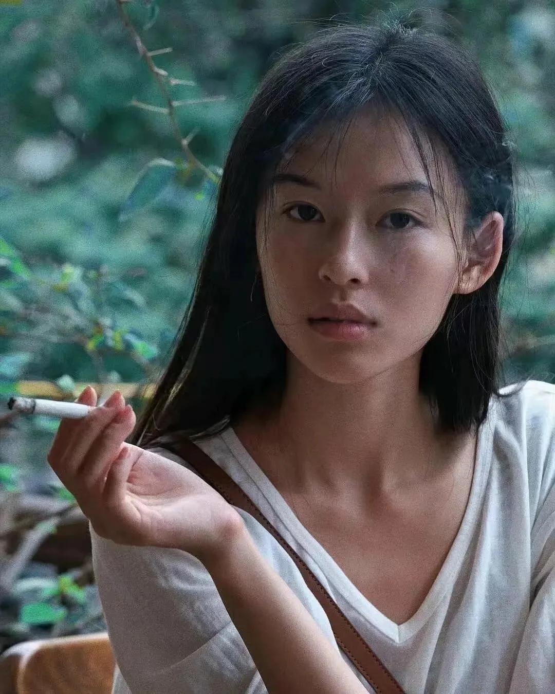 越南模特MinhHa长得就像章子怡和张柏芝组合在一起！