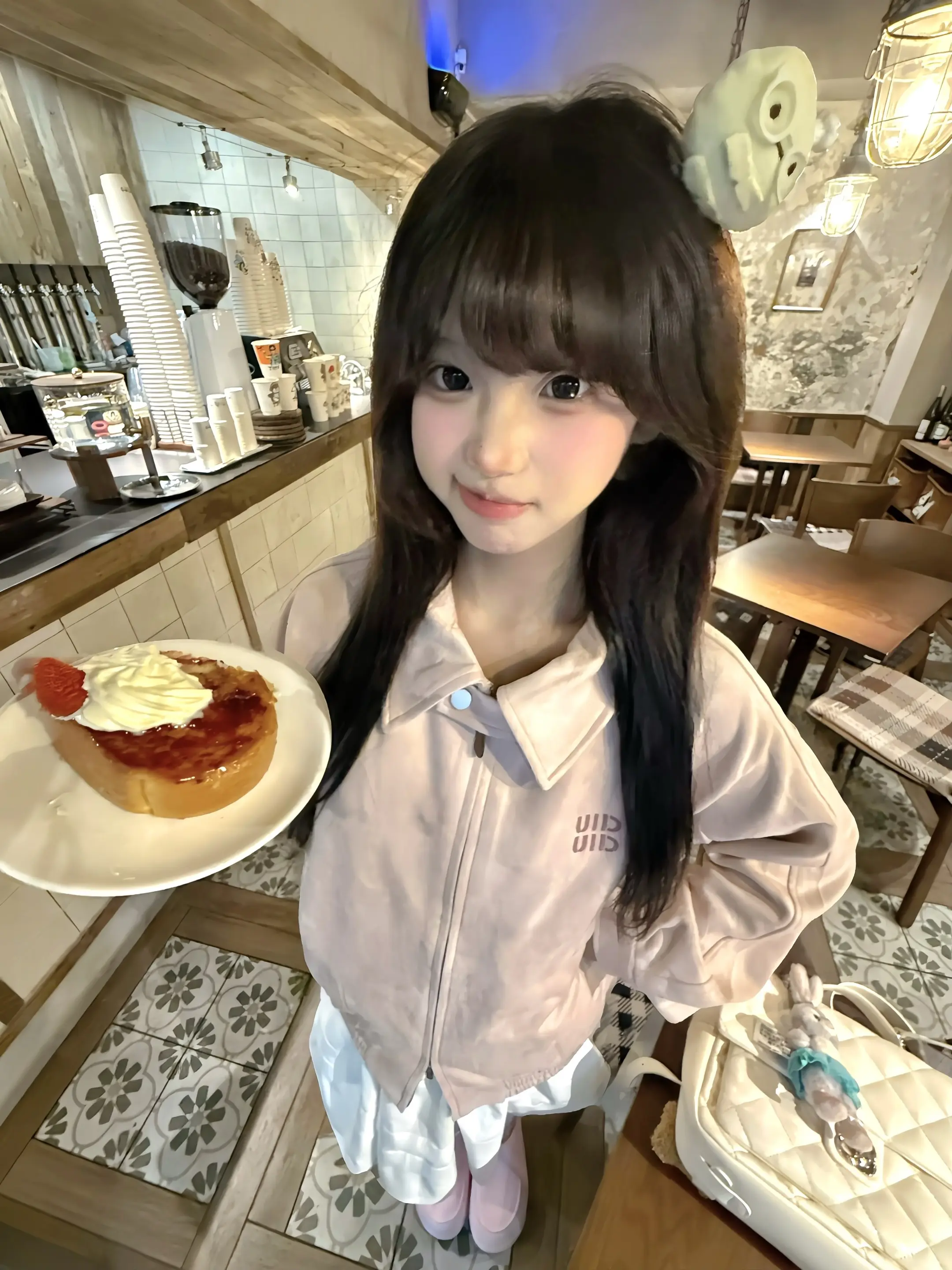 你的笑容已经非常卡哇伊。