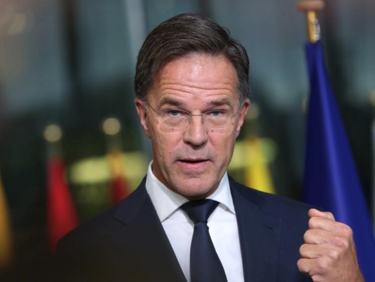 北约悄悄给乌克兰扔了个好消息：直接定下目标，2026年要砸600亿美元援助乌克兰