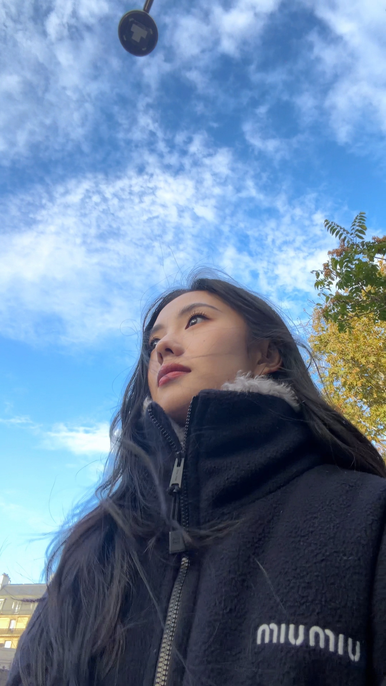 存儿的眼睛 就像白天里的星星💫 ​​​