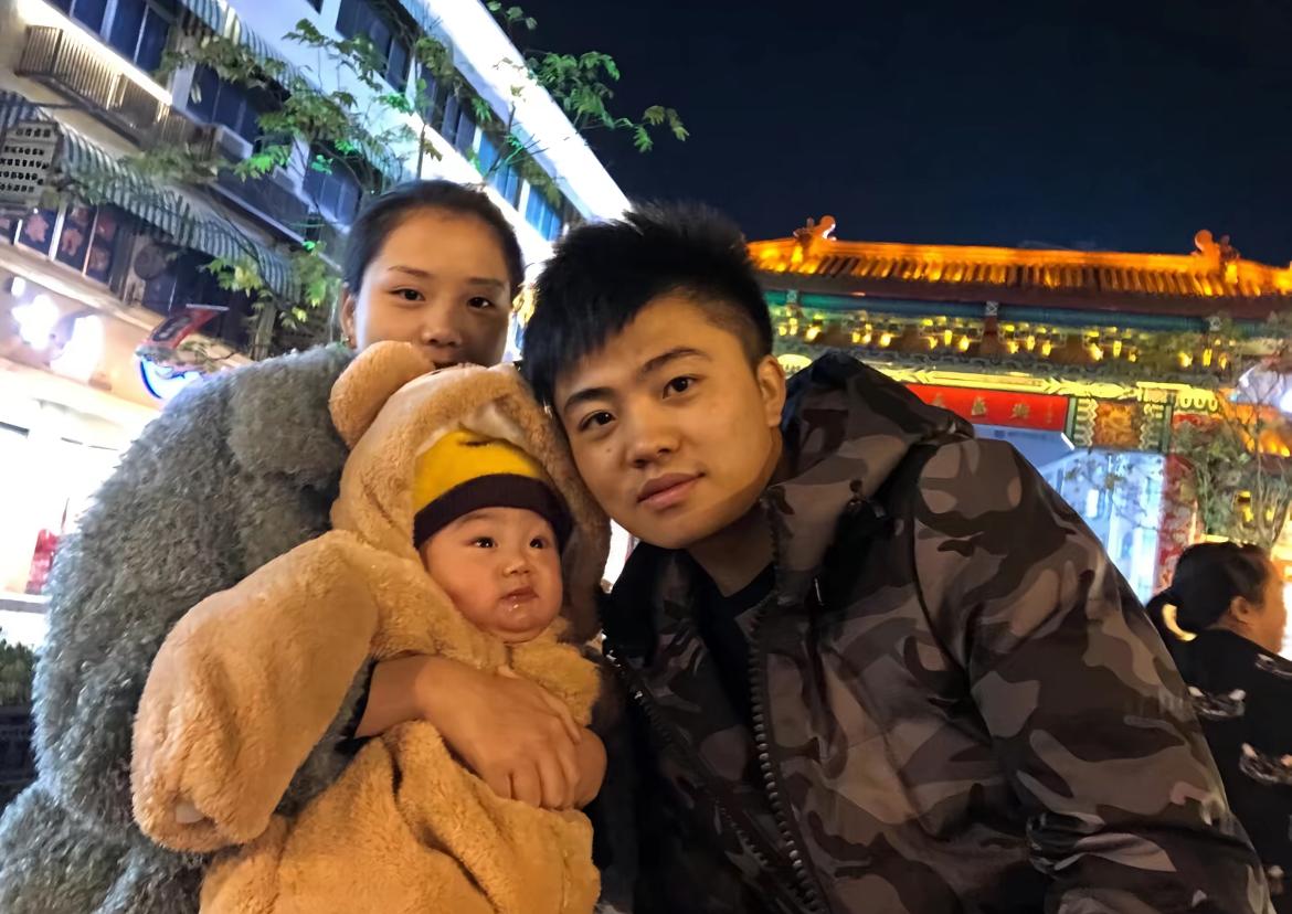 李要得这次麻烦大了
疑似前妻出面讲述过往，还晒出多张与李要得的合影，知情人曝细节