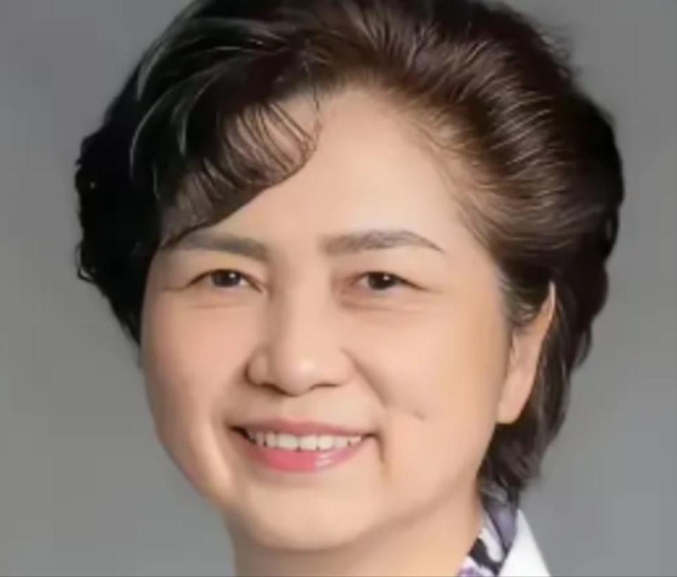 2020 年，当年提出武汉“封城”举措的李兰娟院士，为国家立下了卓越功勋，可谁都