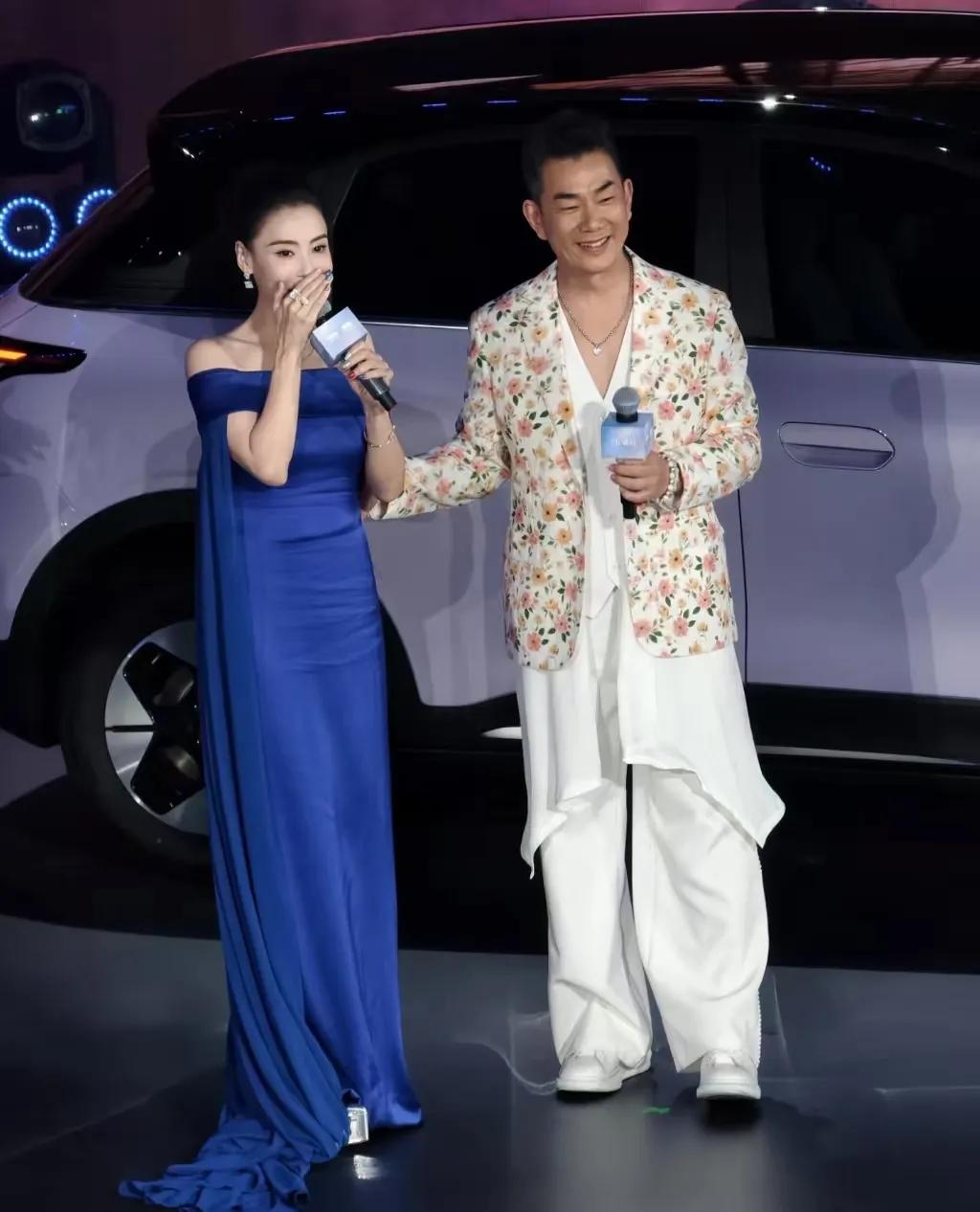 估计谢霆锋要后悔了，


    他怎么也没想到，

   张柏芝在杭州活动上不