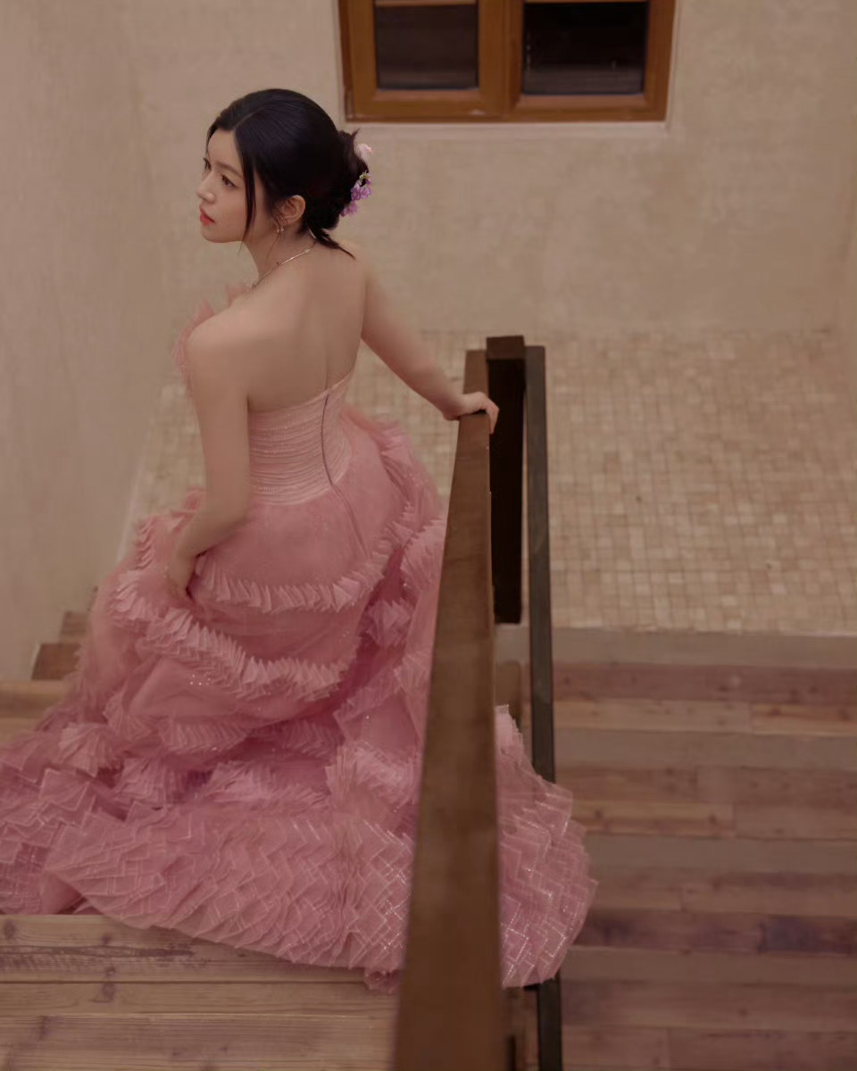 妍希妈咪温婉甜美就很好 