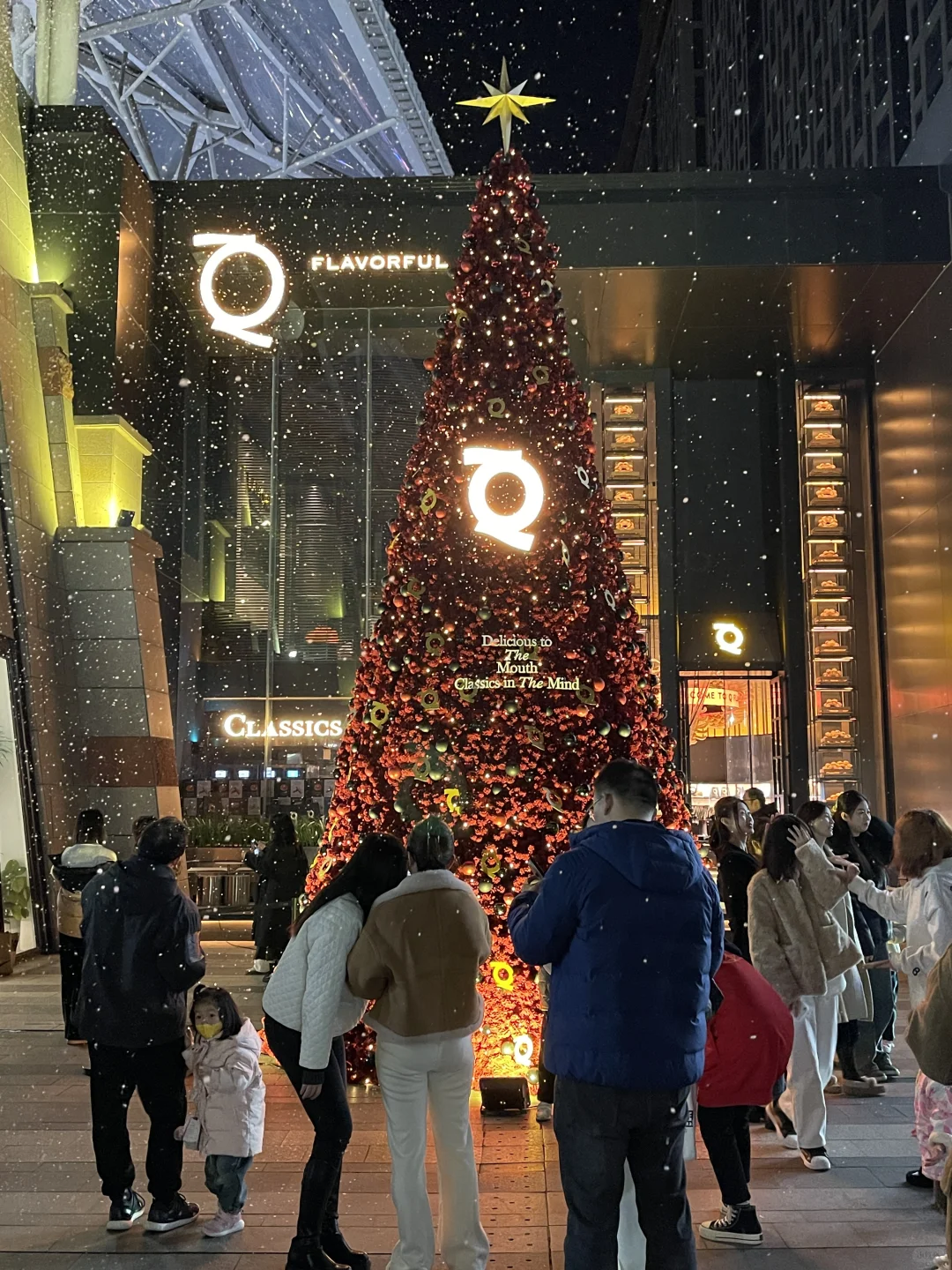 西安！！老城根！！！圣诞🎄氛围浓度已达999%⋯⋯