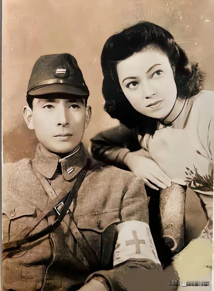 李香兰，民国红人，生在中国、长在中国、用中国名字演戏唱歌，但法律和血统上都是日本