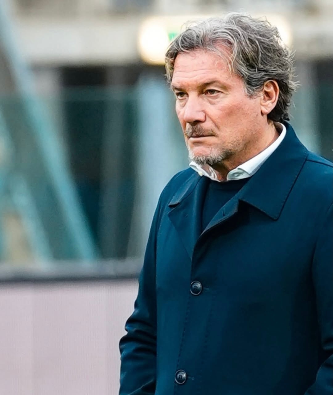 意乙 由斯特罗帕🇮🇹教练执教的威尼斯客场2：1击败摩德纳队。ac米兰名宿