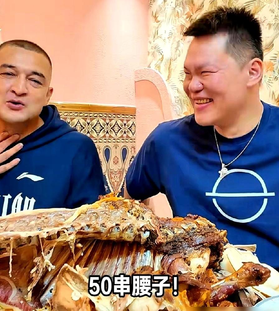 朱芳雨的“腰子战神”名号，原来是这么来的！

2010年，河南许昌，男篮热身赛打