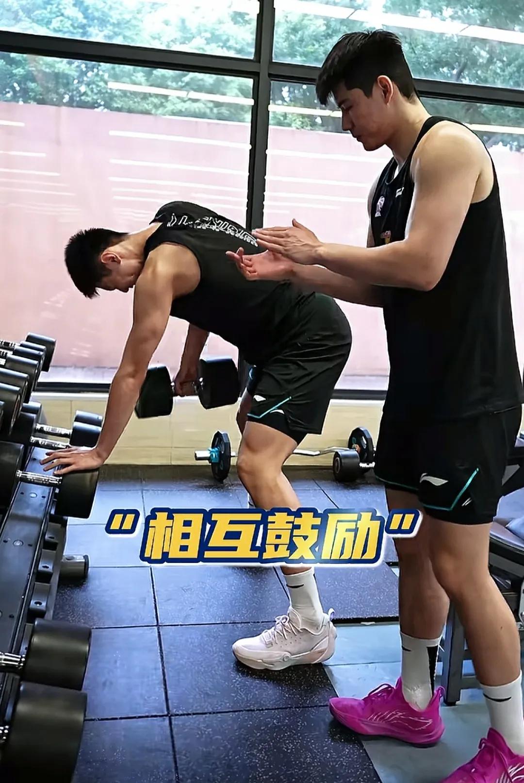 人的一生，有的一见如故，一生如兄弟一般，有的熟视无睹，过眼云烟，这是八字相不相合