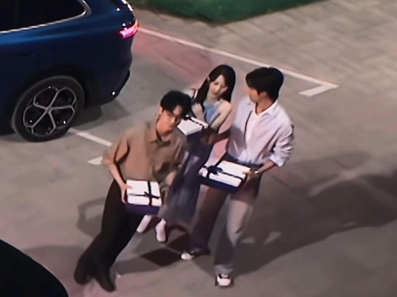 不是曹以恒你小子这么主动。恒怡cp 曹以恒 崔凯怡