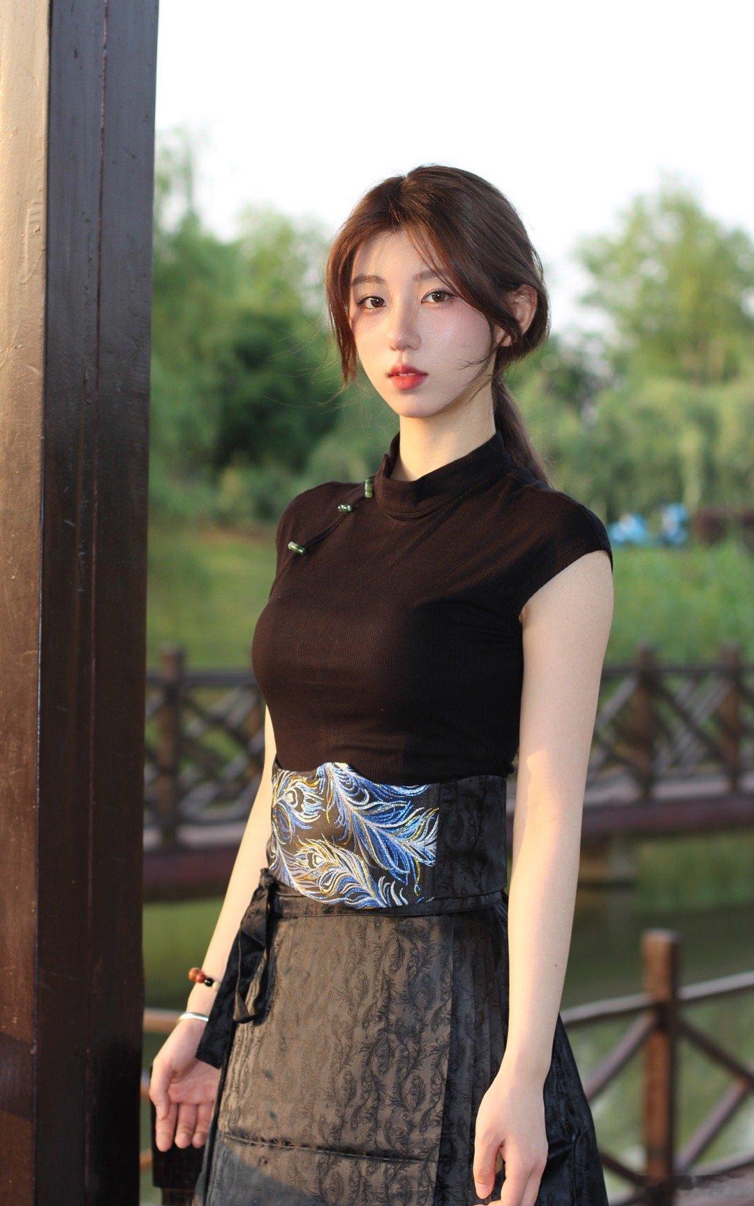 风华正茂 ​​​