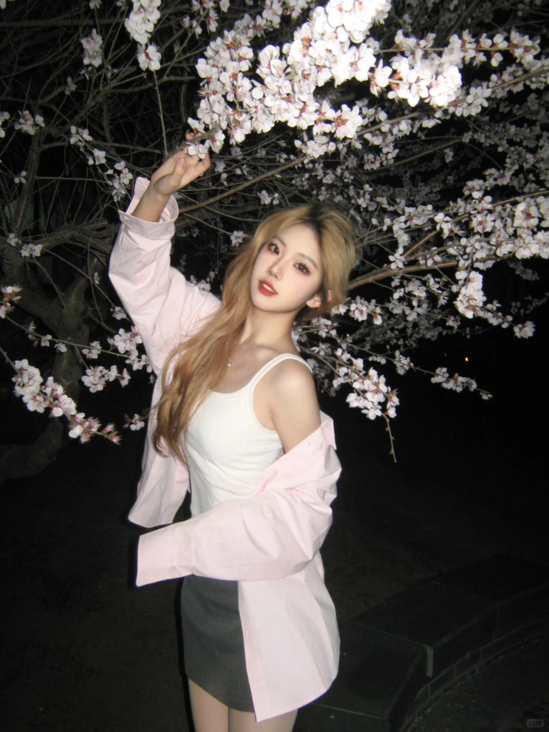 央美学姐ootd / 樱花飘落时🎞️